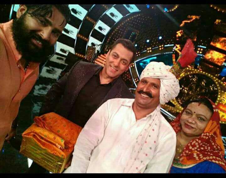 manveer gurjar bigg boss 10 noida karan mehra gaurav chopra bani judge akansha sharma monalisa navin prakash nitibha kaul swami om ji maharaj lokesh kumari 